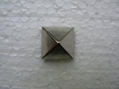 Pyramida LK 77 (10 x 10)