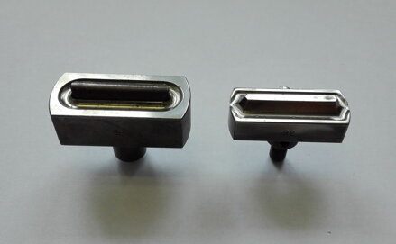 Strojní rozražeč na oválný kroužek vel. 32