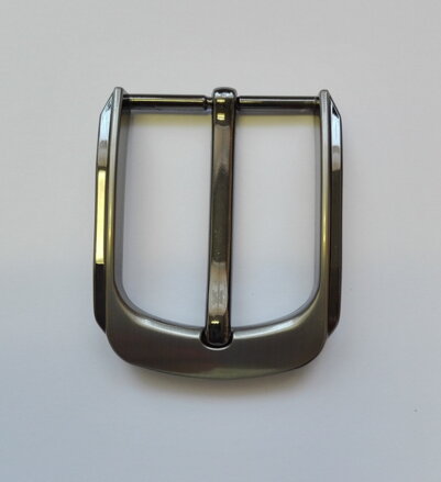 Opasková přezka vel. 40 ZK 008 černý nikl