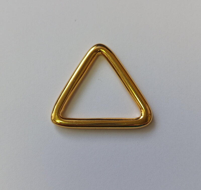 Trojúhelník litý 3,5x25mm pomosaz