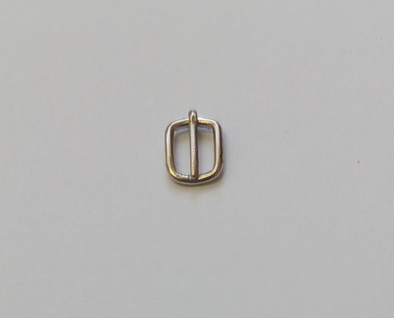 Hodinková přezka vel. 6 ponikl