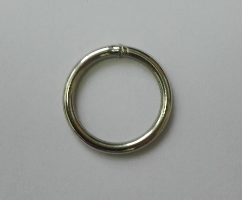 Kroužek svařený vel. 22, průměr drátu 3mm ponikl