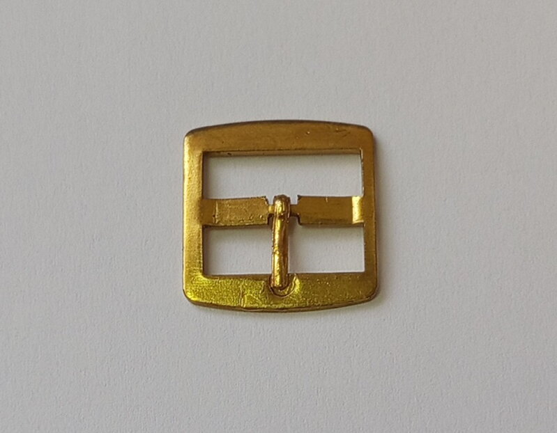 Hodinková přezka vel. 16 hranatá mosaz