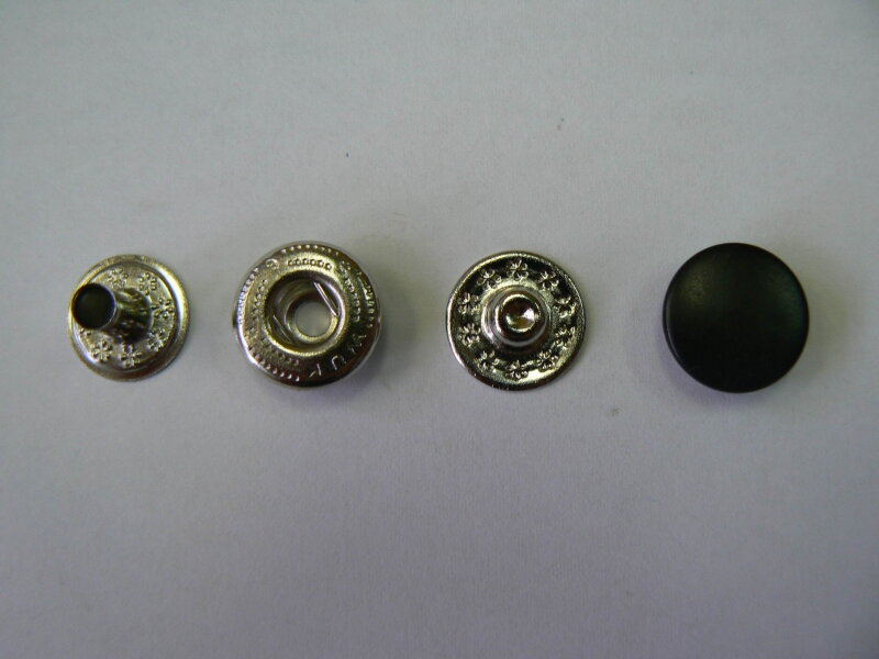 Knoflík stiskací WUK 5/13,5 MS/černý nikl