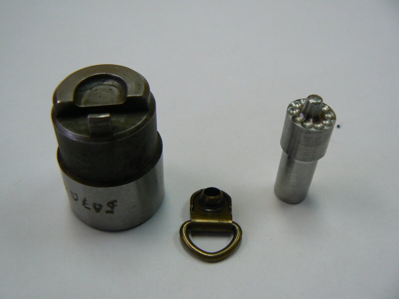 Strojní rozražeč na obuvní očko 30006