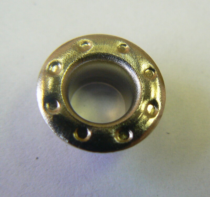 Ozdobný kroužek 6,5 x 5 (40892) ponikl
